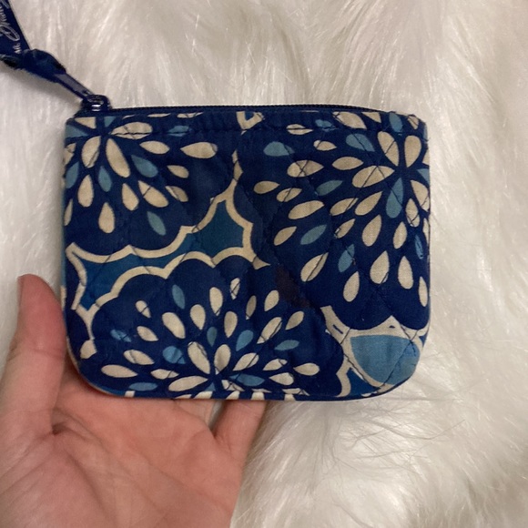 Little Vera Bradley coin purse - Picture 2 of 3